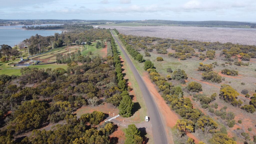 griffith lake outback new south wales